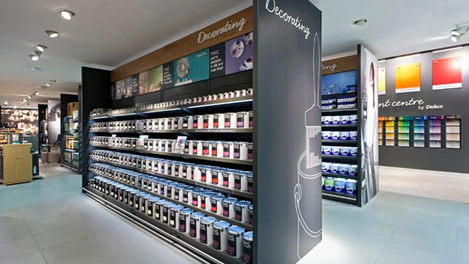 SMB Case Study: How a 97-Year-Old Toronto Retailer Doubled Repeat Sales using trovy Cashback